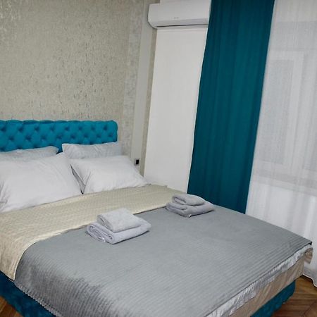 Pink House Apartments Jagodina Luaran gambar