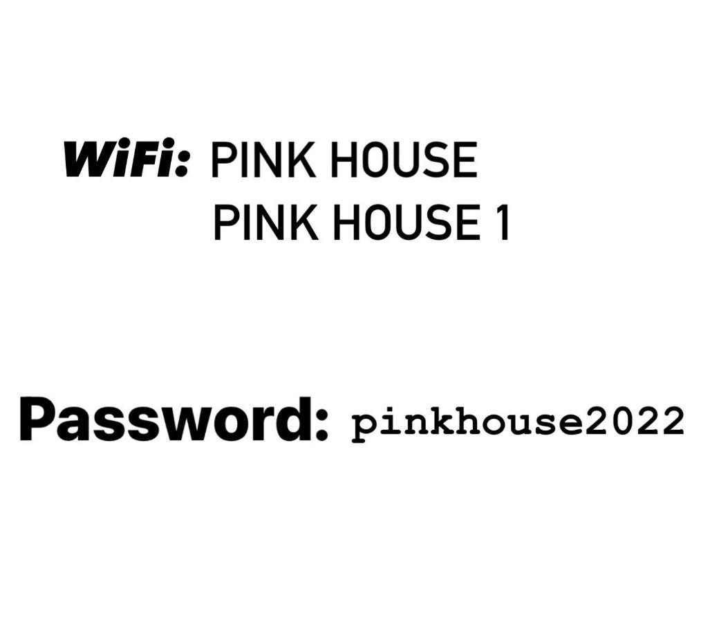 Pink House Apartments Jagodina Luaran gambar