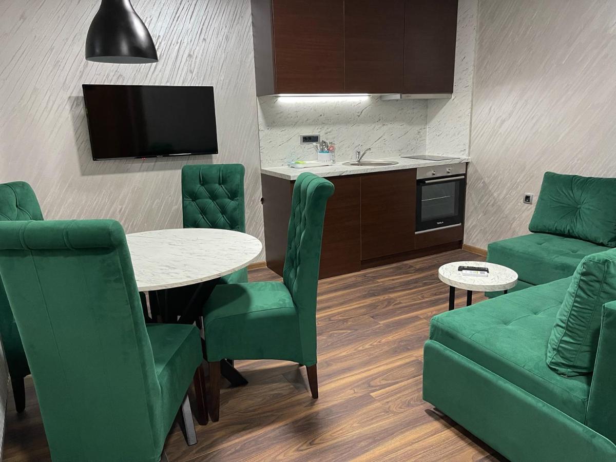 Pink House Apartments Jagodina Luaran gambar