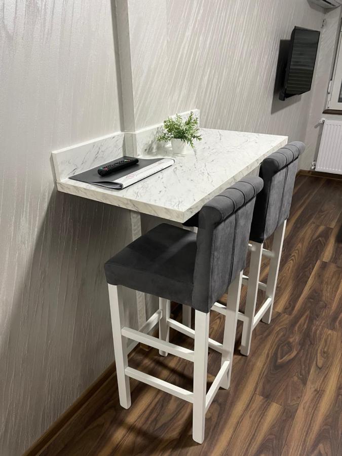 Pink House Apartments Jagodina Luaran gambar